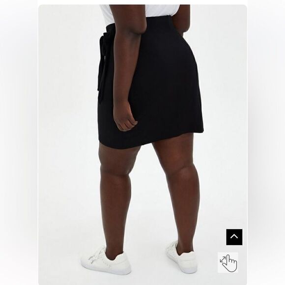 Torrid Super Soft High Waisted Mini Wrap Tie Stretch Skirt Black Size 3X - Picture 2 of 7
